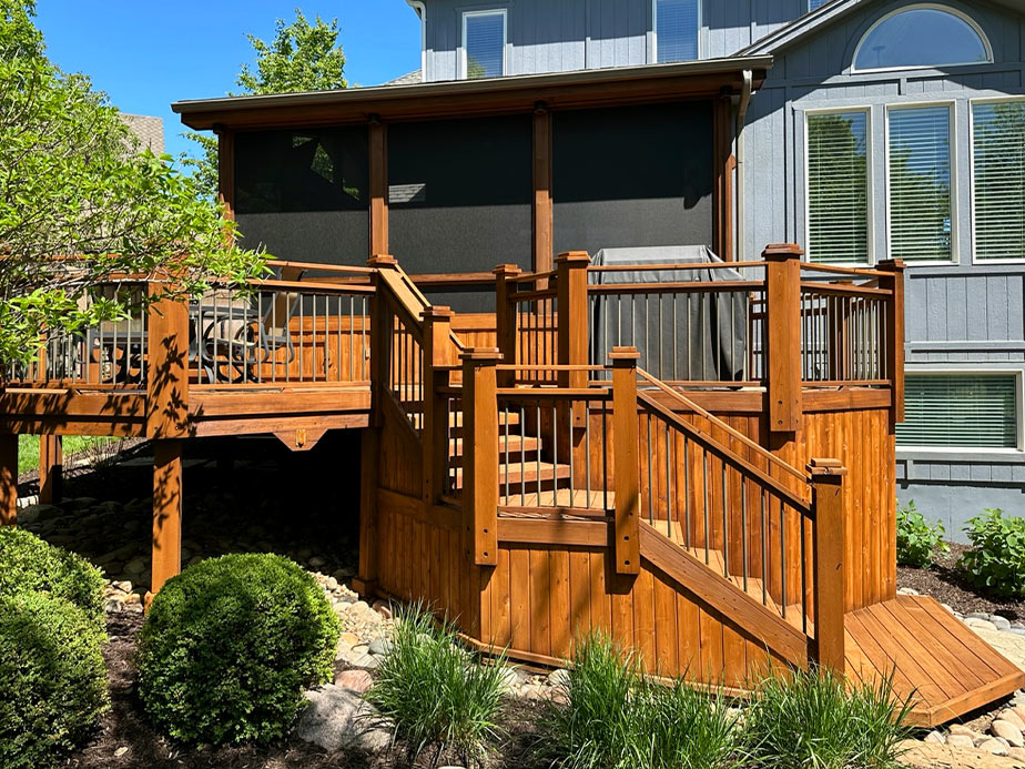 Outdoor cleaning and staining services in Olathe Kansas